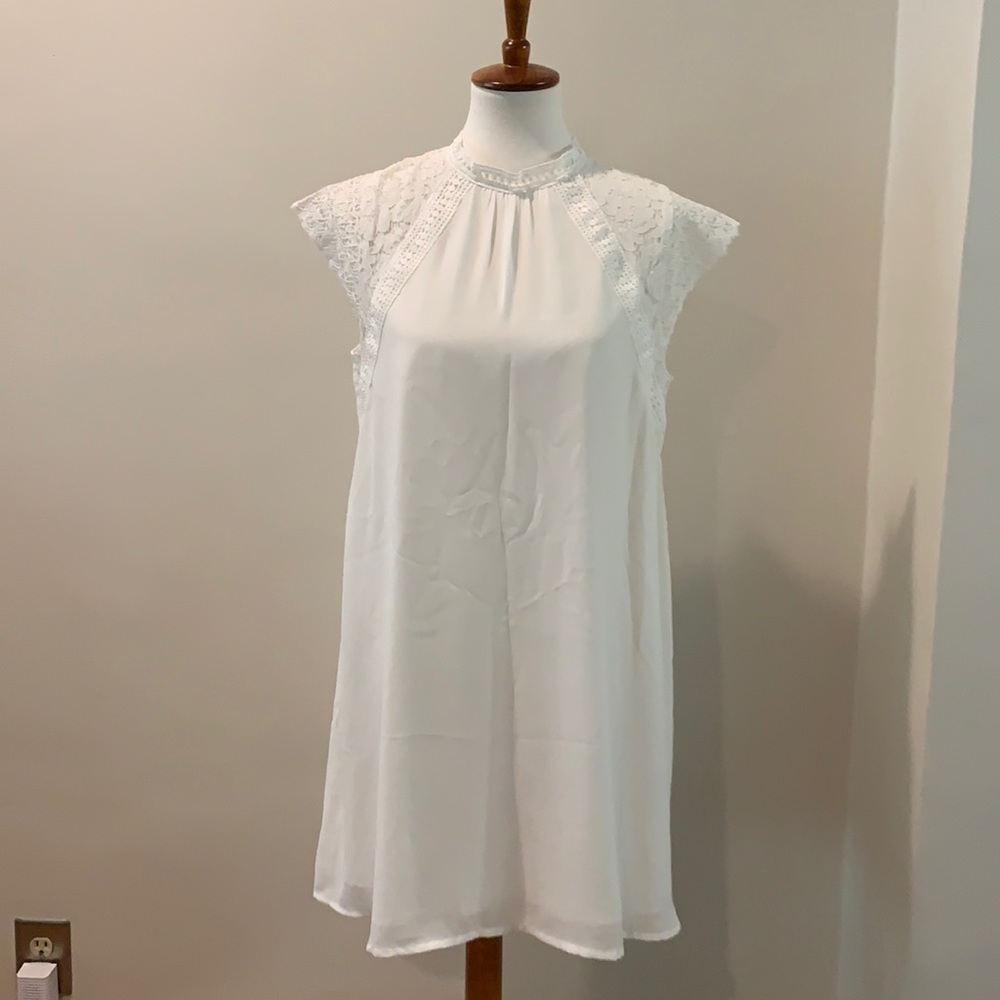 Women's White Cap Sleeve Lace Dress